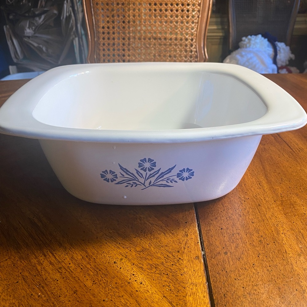 CorningWare 4 Qt Cornflower Deep Baking Pan